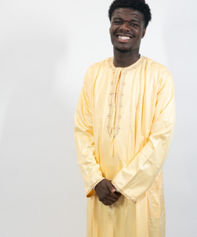 Qamis Homme Brodé – Élégance Traditionnelle PLUSIEURS COLORIS