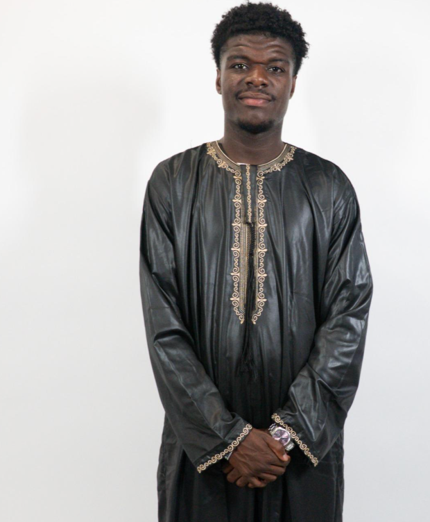 Qamis Homme Brodé – Élégance Traditionnelle PLUSIEURS COLORIS