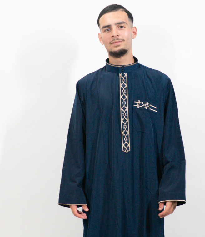 Qamis Homme Brodé – Élégance et Confort