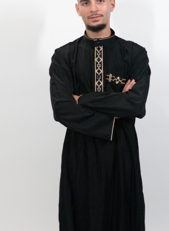 Qamis Homme Brodé – Élégance et Confort