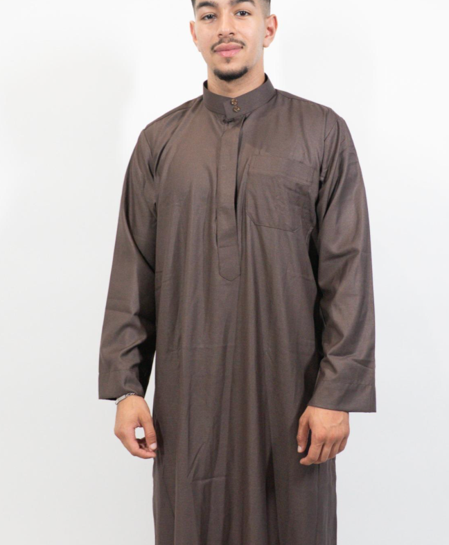 Qamis Homme Classique – Élégance et Simplicité